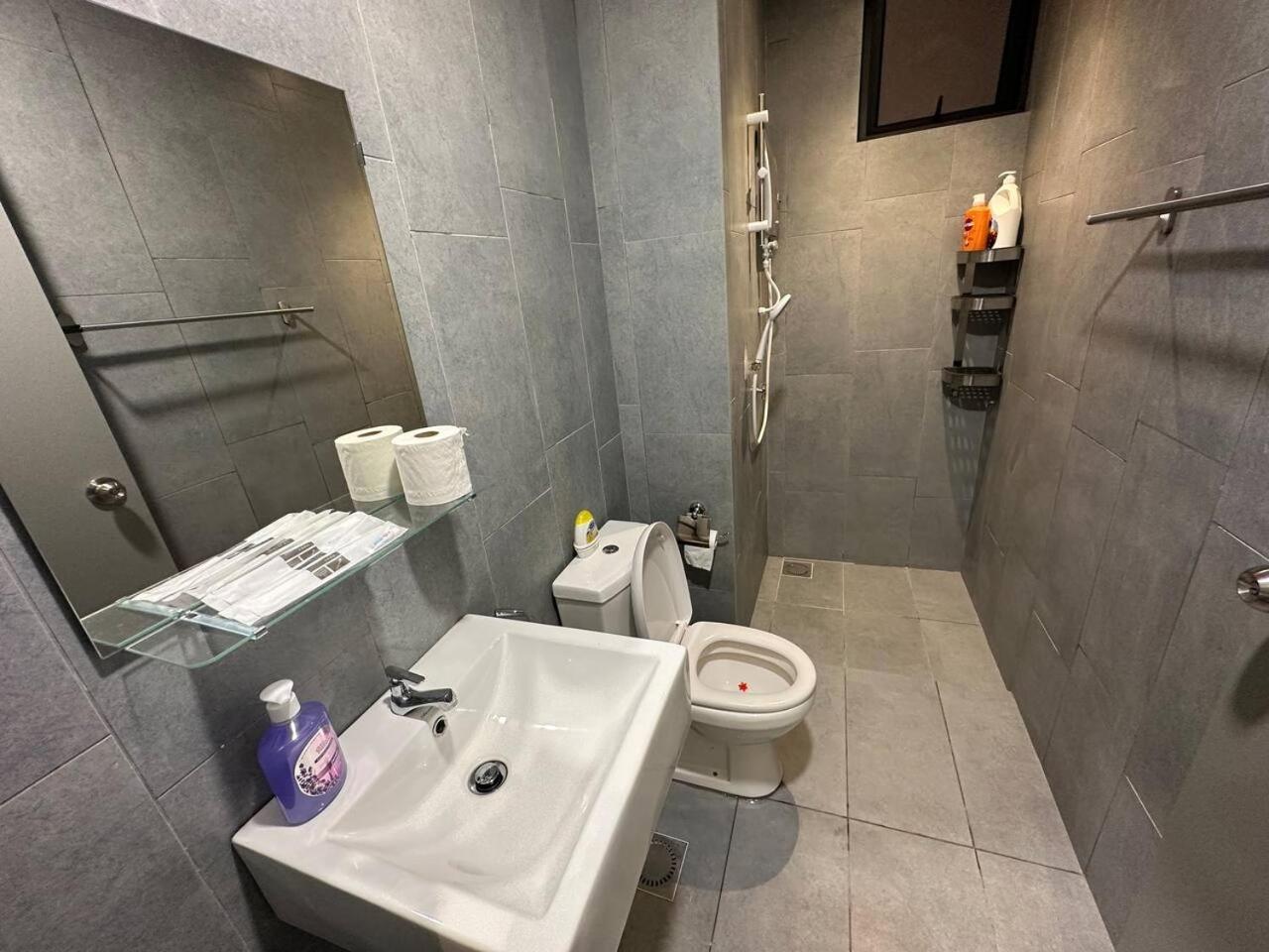 3bedroom Near Velocity Mrt Station By Homeizing Kuala Lumpur
